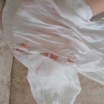 Gigle Fashion Yeni Alınan Ürünün Giyilmeden Yırtılması