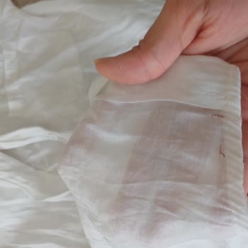 Gigle Fashion Yeni Alınan Ürünün Giyilmeden Yırtılması