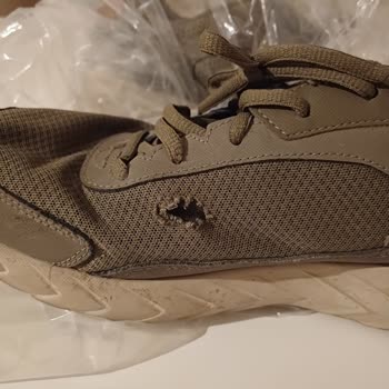 Skechers Marka Ayakkabı 4 Ayda Pert Oldu