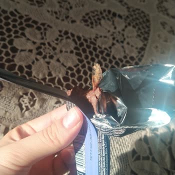 Eti Gıda Çikolatanın İçinden Poşet Parçası Çıktı