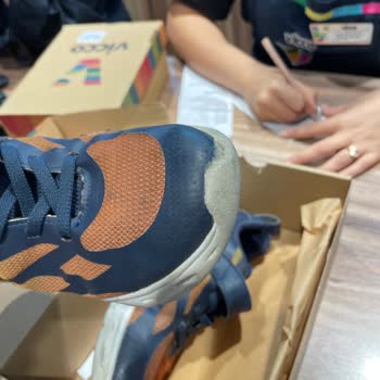 Vicco Ayakkabı 1 Haftada Yırtıldı