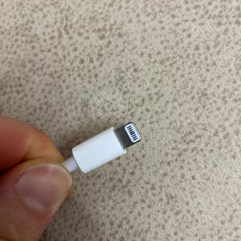 iPhone Şarj Kablosu Arızalı