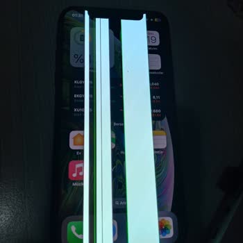 Apple Gürgençler Sağlam Telefonumu Kırıp Bana Verdi