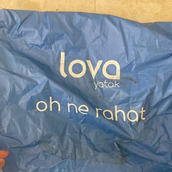 Doğtaş Mobilya Defolu Bir Polar Battaniye Ve Bir Adet Yastık Yollamanız