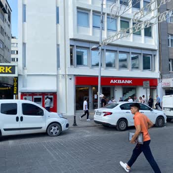 Akbank Personelinin Müşteriye Kırıcı Konuşmaları