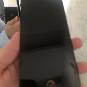 iPhone Ekranı 7 Ayda Bozuldu, Çok Kalitesiz