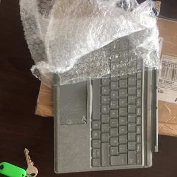 Aras Kargo Ürünmü Kırıp Beni Suçluyor.