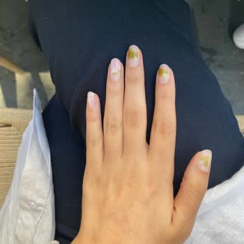 Belle Femme Güzellik Tırnaklarımda Mantar Çıktı