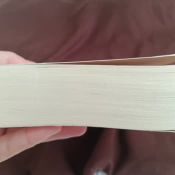 Amazon Kullanılmış Ve Deforme Olmuş Kitap