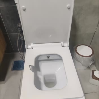 Newarc Markalı Klozetleri Çatlak Ve Kırık Olması