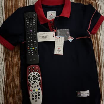 Bahçeşehir Koleji Okul Forma İadesine 300 TL Peşin Kargo Ücreti İstedi