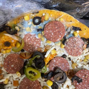 Pekfood Küflü Pizza Şok Oldum!