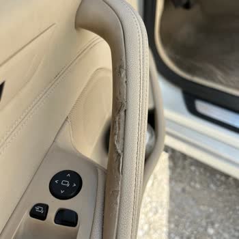 BMW 520i Door Handles Turning to Putty - A Quality Letdown!