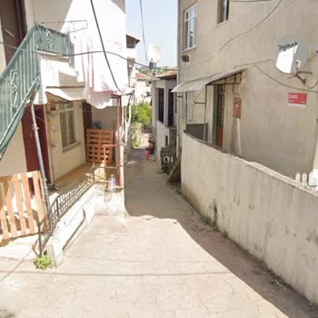 İBB - İstanbul Büyükşehir Belediyesi Kamu Alanının İşgali Ve Acil Duba Veya Taş Konulması