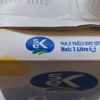 BİM De Satılan Bozuk Sek Süt