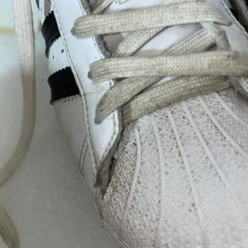 adidas Ayakkabımın İncelenmesinin Olumsuz Olması