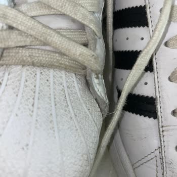 adidas Ayakkabımın İncelenmesinin Olumsuz Olması