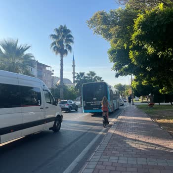 Antalya Büyükşehir Belediyesi Antalya UC32 Şoförü Hk.