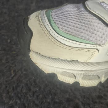 Bershka Ayakkabının Açılması Sonucu Oluşan Mağduriyet