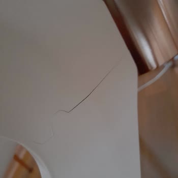 Mira Concept (Nata Vega) Mobilya Mağazasından Aldığım Masa Sandalye Takımında Sorunlar