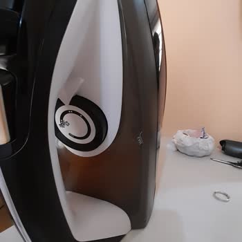 Arçelik Ütü Kıyafetimi Yaktı