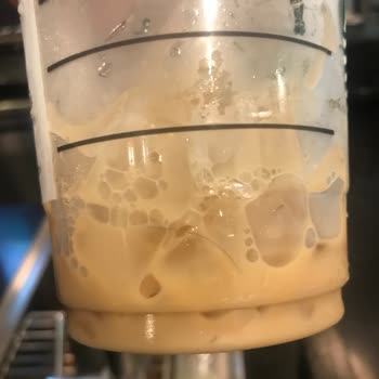 Starbucks Kahve Hijyenik Değil