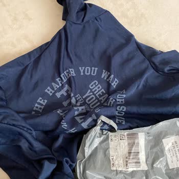 Niluferr.shoss.butikk (Instagram) Sipariş Verdiğim Sayfadan Farklı Ürün Gönderdiler