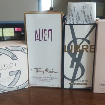 Lora Parfüm (loraparfumm) Hatalı Ürünler Ve İlgisizlik