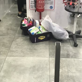 Gratis Çalışanlarının Haksızlığı Ve Ürün Ayırması