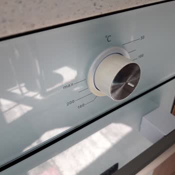 Alveus Ankastre Fırın Düğmeleri Sararıyor