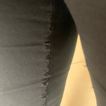 İba Medikal'den Aldığım Pantolonun Dikişi Yırtıldı, Firma Sorumluluğunu Kabul Etmedi
