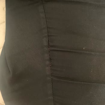 İba Medikal'den Aldığım Pantolonun Dikişi Yırtıldı, Firma Sorumluluğunu Kabul Etmedi