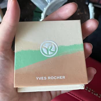 Yves Rocher Aldığım Pudra Hiçbir İşe Yaramadı