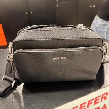 Boyner Calvin Klein Bayan Çantası Yıpranma Ve Yırtılma