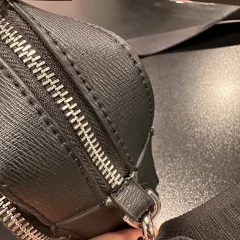 Boyner Calvin Klein Bayan Çantası Yıpranma Ve Yırtılma