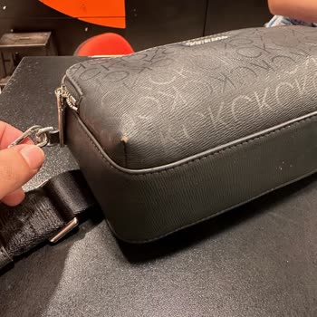 Boyner Calvin Klein Bayan Çantası Yıpranma Ve Yırtılma