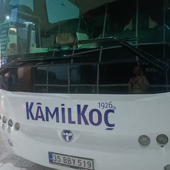 Kamil Koç Arızalanıp Otobanda Kalan Araç Ve Cepten Ödenen Taksi Ücreti