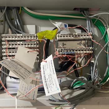 Türk Telekom Binaya Müşteri Olmak Şartıyla Port Bağlaya Biliyorlarmış.