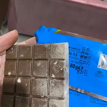 Şok Marketler Karmen Marka Çikolatada Yağ Kusması