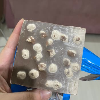 Şok Marketler Karmen Marka Çikolatada Yağ Kusması