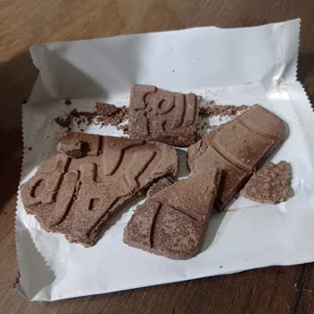 Ülker Alpella Çikolatası Bozuk Çıktı