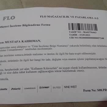 FLO Ayakkabı FLO Dan Aldığım Spor Ayakkabı Koku Yapıyor