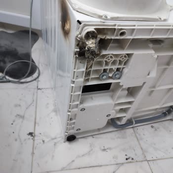 Hoover Çamaşır Kurutma Makinesi Yandı