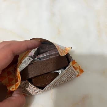 Şölen Çikolata Karmen Couple 42 Gr Çikolata Bozuk Ve Zehir Gibi Acı Çıktı