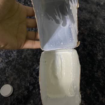 Pınar Et ve Süt Bozuk Süt Tarih Yeni Olmasına Rağmen