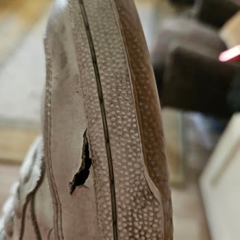 Reebok Ayakkabı 4ayda Parçalandı
