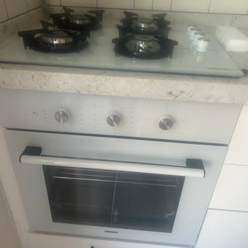 BİM Kumtel 3'lü Beyaz Ankastre Setin Fanlı Reklam Yazılıp Fansız Olması