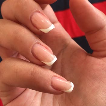 Nihal Nail Ataköy (Nail Art Studio) İlgisizliği Ve Baştan Savması