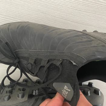 Lescon Krampon Bağcık Ve Yırtık Sorunu