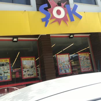 Şok Marketler Personel Müşteri Kovuyor